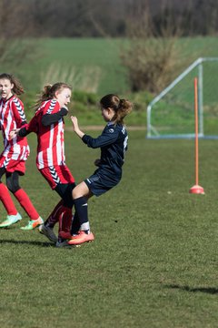 Bild 14 - C-Juniorinnen TSV Zarpen - TuS Tensfeld : Ergebnis: 2:1